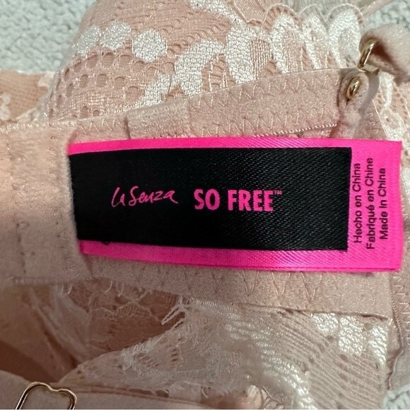 La Senza pale pink Lace Underwire lightly Padded So Free Bra Size 36B - Picture 6 of 7